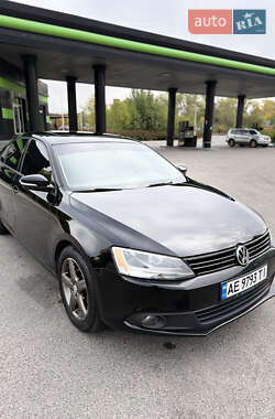 Седан Volkswagen Jetta 2012 в 