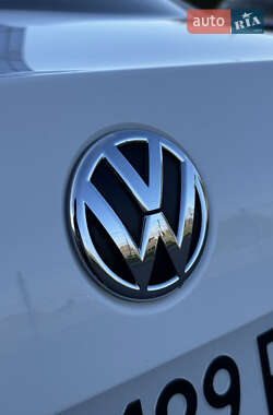 Седан Volkswagen Jetta 2013 в  фото 14 Седан Volkswagen Jetta 2013 в