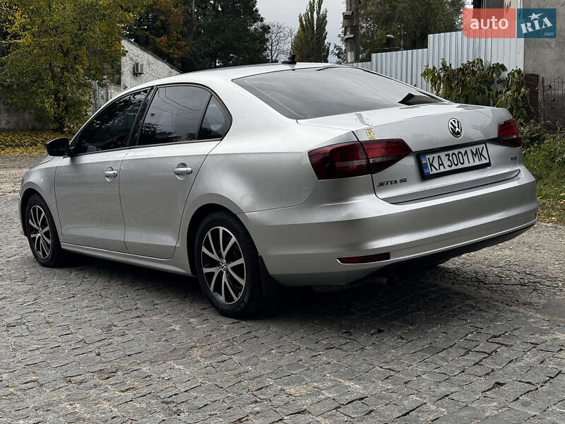 Седан Volkswagen Jetta 2016 в Києві