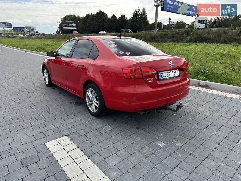 Седан Volkswagen Jetta 2011 в Львове