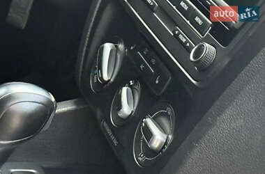 Седан Volkswagen Jetta 2012 в 