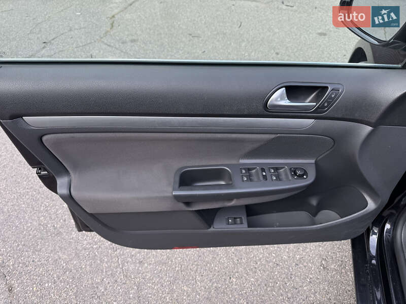Седан Volkswagen Jetta 2008 в Запорожье фото 13 Седан Volkswagen Jetta 2008 в Запорожье