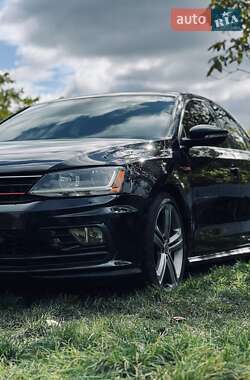 Седан Volkswagen Jetta 2017 в Києві