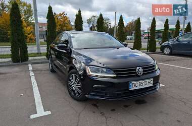 Седан Volkswagen Jetta 2017 в 