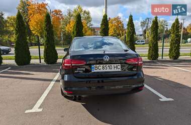 Седан Volkswagen Jetta 2017 в 