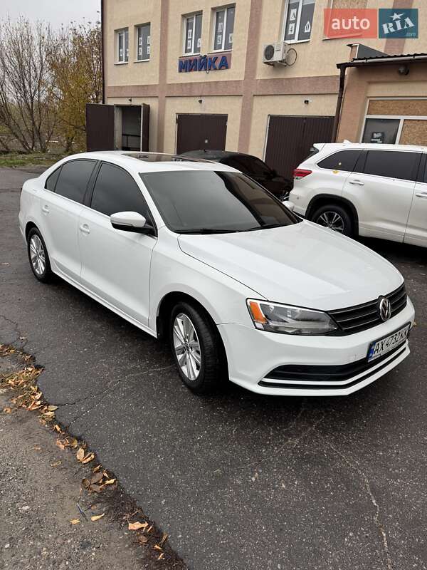 Седан Volkswagen Jetta 2016 в Харькове