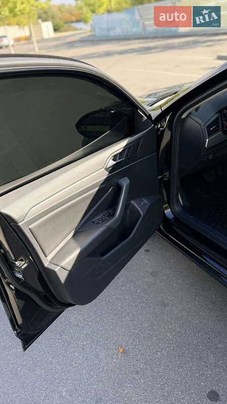 Седан Volkswagen Jetta 2018 в Днепре фото 10 Седан Volkswagen Jetta 2018 в Днепре