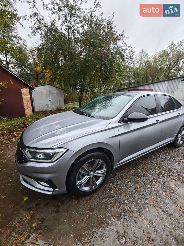 Седан Volkswagen Jetta 2019 в Ромнах фото 7 Седан Volkswagen Jetta 2019 в Ромнах
