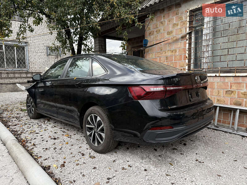 Volkswagen Jetta 2025