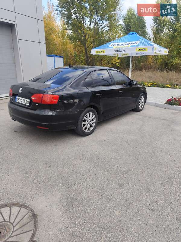 Седан Volkswagen Jetta 2013 в Днепре