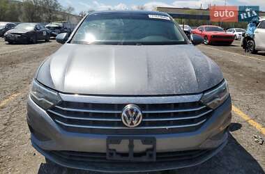 Седан Volkswagen Jetta 2019 в  фото 5 Седан Volkswagen Jetta 2019 в