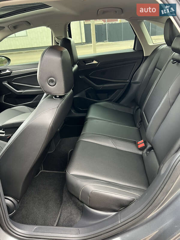 Седан Volkswagen Jetta 2018 в Кривом Роге фото 36 Седан Volkswagen Jetta 2018 в Кривом Роге