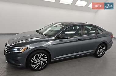 Седан Volkswagen Jetta 2021 в 