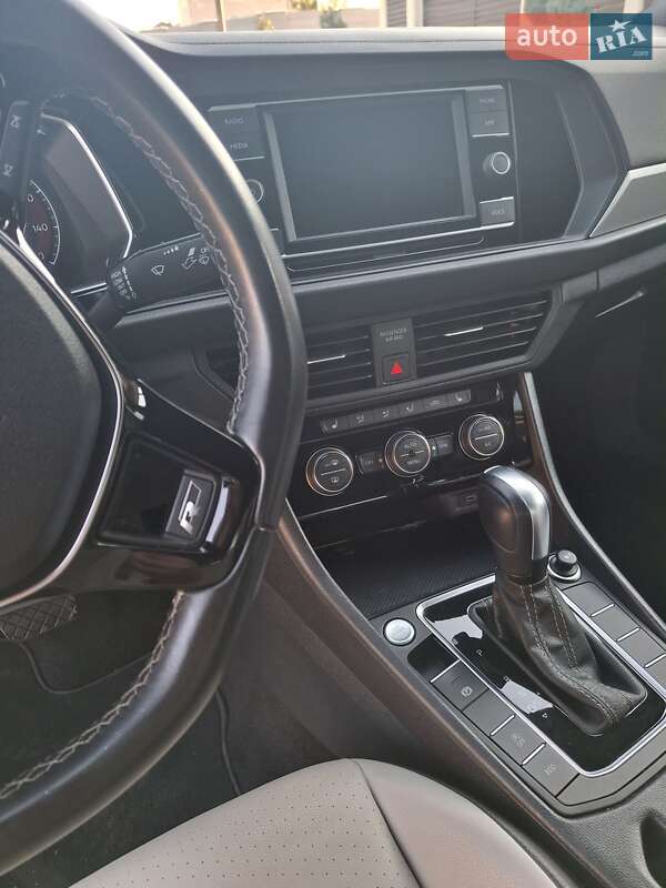 Седан Volkswagen Jetta 2021 в Одессе