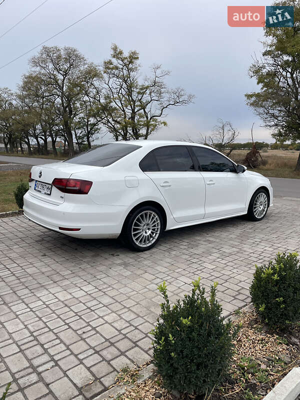 Седан Volkswagen Jetta 2016 в Магдалинівці фото 10 Седан Volkswagen Jetta 2016 в Магдалинівці