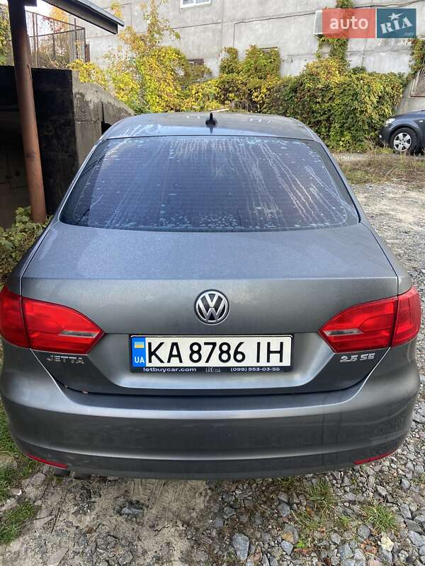 Седан Volkswagen Jetta 2012 в Києві