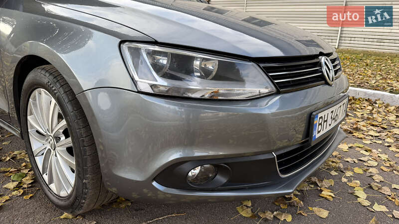 Седан Volkswagen Jetta 2013 в Киеве фото 9 Седан Volkswagen Jetta 2013 в Киеве