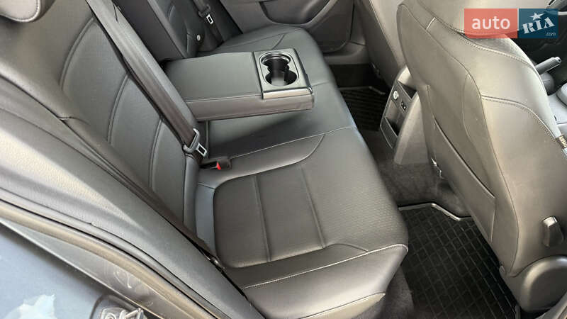 Седан Volkswagen Jetta 2013 в Киеве фото 36 Седан Volkswagen Jetta 2013 в Киеве