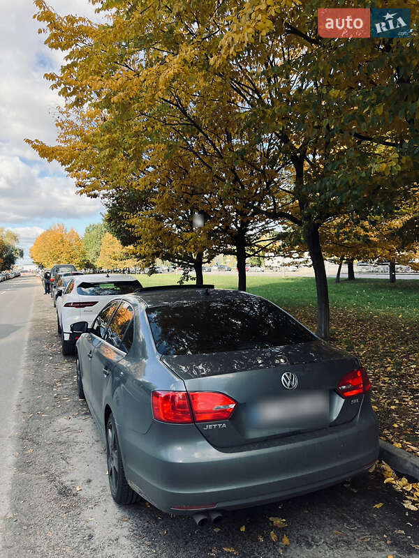 Седан Volkswagen Jetta 2014 в Киеве фото 9 Седан Volkswagen Jetta 2014 в Киеве