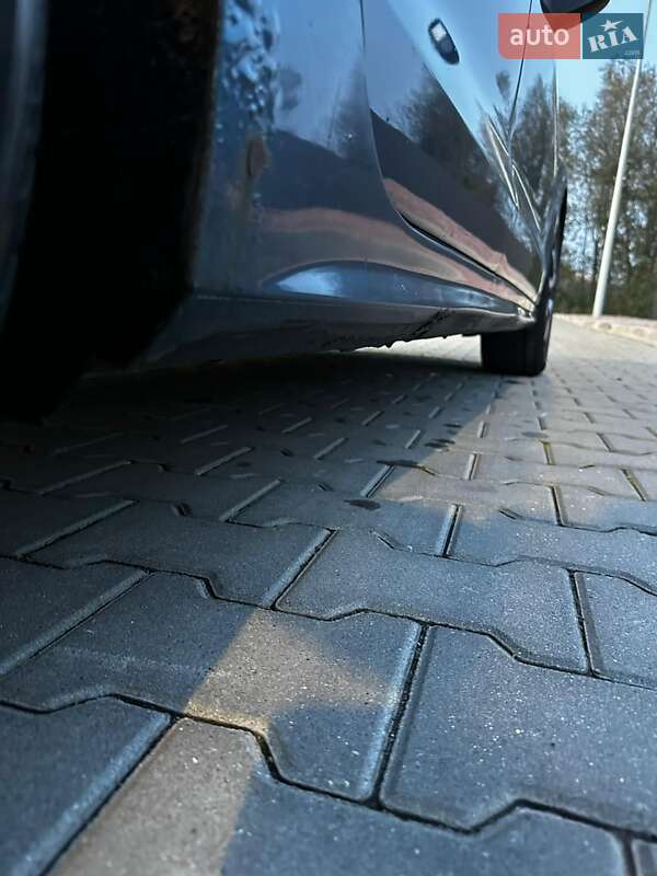 Седан Volkswagen Jetta 2016 в Хмельницком