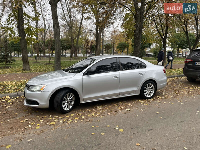Седан Volkswagen Jetta 2010 в Киеве фото 3 Седан Volkswagen Jetta 2010 в Киеве