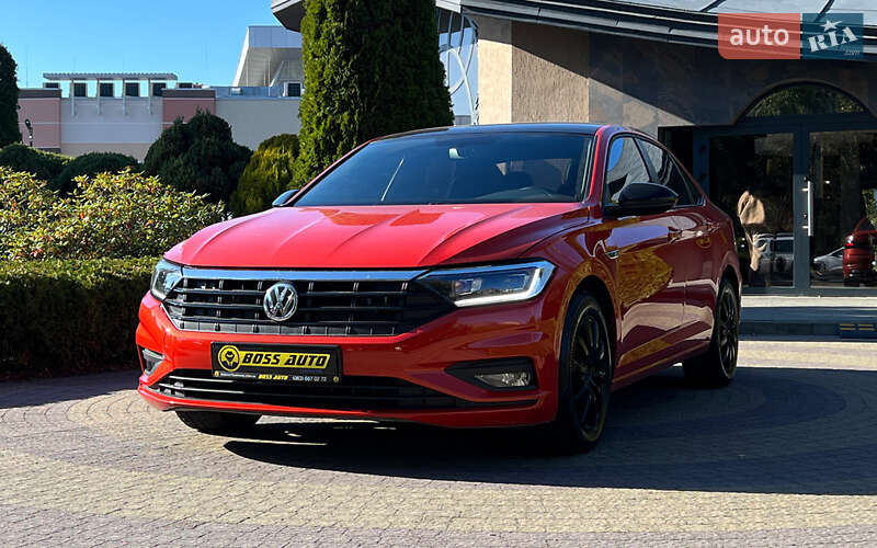 Седан Volkswagen Jetta 2019 в Львове