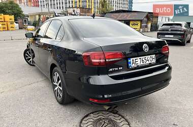 Седан Volkswagen Jetta 2017 в 