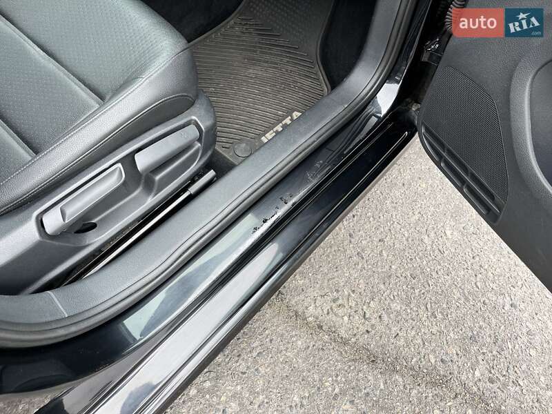 Седан Volkswagen Jetta 2017 в Днепре фото 20 Седан Volkswagen Jetta 2017 в Днепре