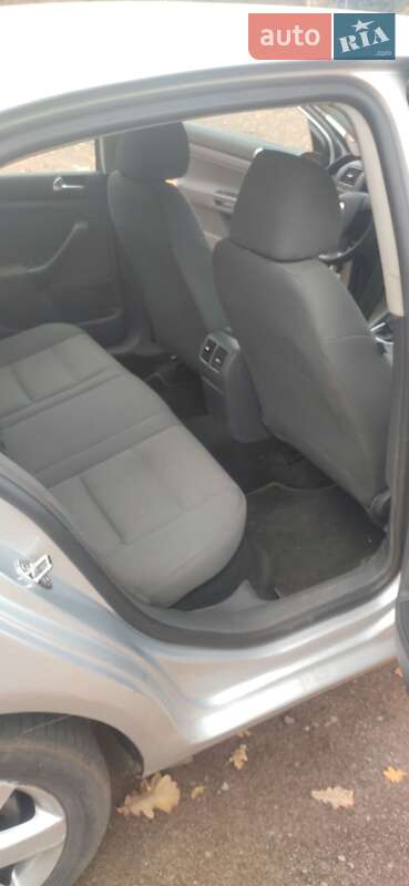 Седан Volkswagen Jetta 2007 в Ніжині