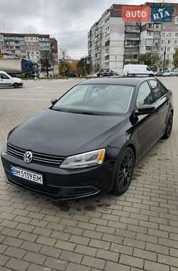 Седан Volkswagen Jetta 2011 в 