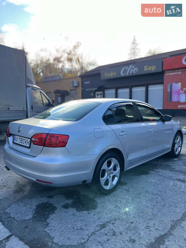 Седан Volkswagen Jetta 2013 в Полтаве фото 5 Седан Volkswagen Jetta 2013 в Полтаве