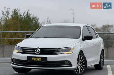 Седан Volkswagen Jetta 2015 в Києві Седан Volkswagen Jetta 2015 в Києві