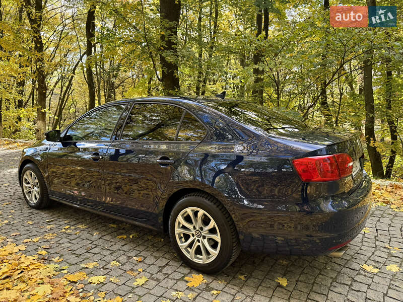 Седан Volkswagen Jetta 2014 в Черновцах фото 8 Седан Volkswagen Jetta 2014 в Черновцах
