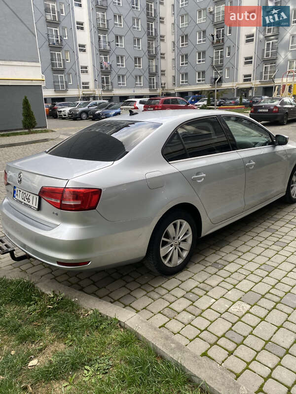 Седан Volkswagen Jetta 2015 в Ивано-Франковске фото 6 Седан Volkswagen Jetta 2015 в Ивано-Франковске