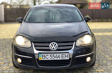 Седан Volkswagen Jetta 2006 в Яворове Седан Volkswagen Jetta 2006 в Яворове