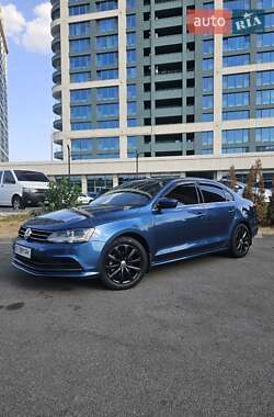 Седан Volkswagen Jetta 2017 в 
