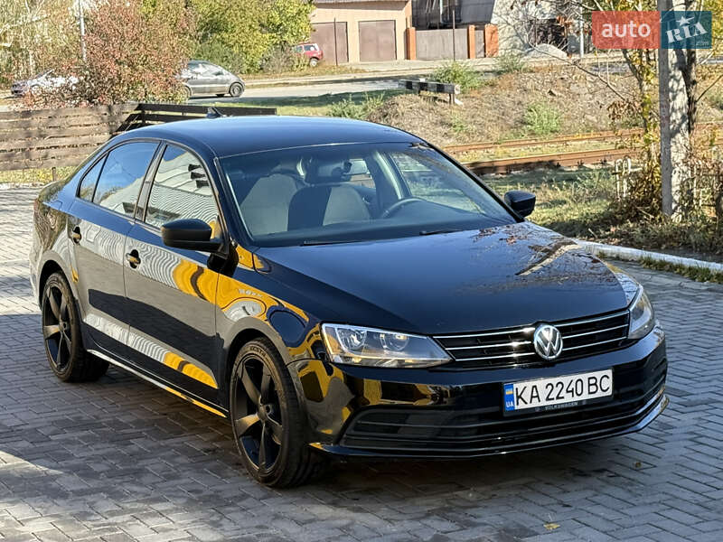 Седан Volkswagen Jetta 2015 в Запорожье