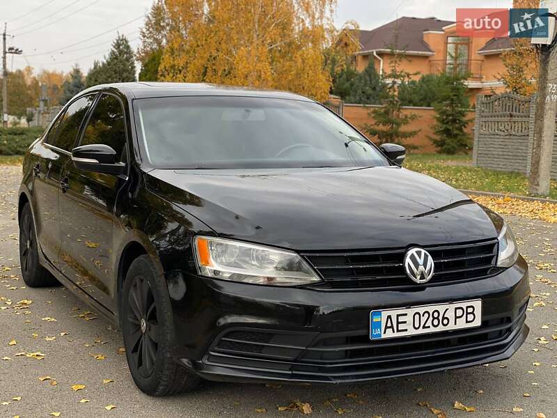 Седан Volkswagen Jetta 2016 в Днепре