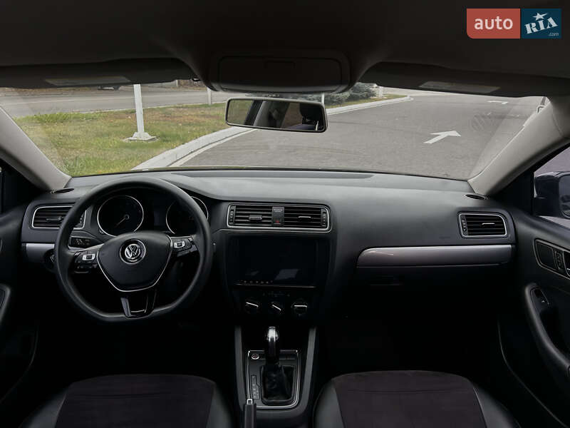 Седан Volkswagen Jetta 2014 в Днепре фото 19 Седан Volkswagen Jetta 2014 в Днепре