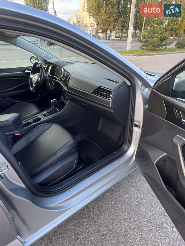 Седан Volkswagen Jetta 2019 в Черкассах