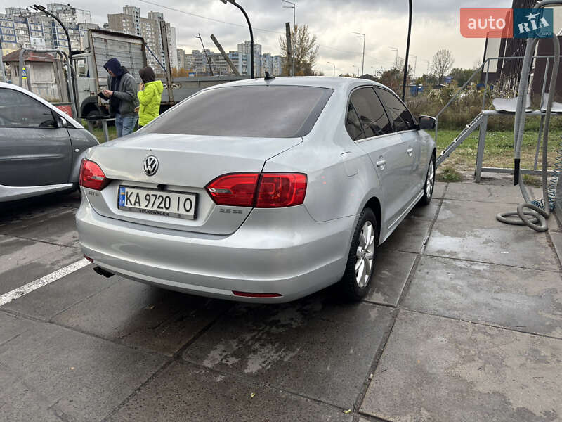 Седан Volkswagen Jetta 2012 в Києві фото 13 Седан Volkswagen Jetta 2012 в Києві