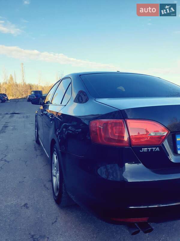 Седан Volkswagen Jetta 2014 в Обухові фото 8 Седан Volkswagen Jetta 2014 в Обухові