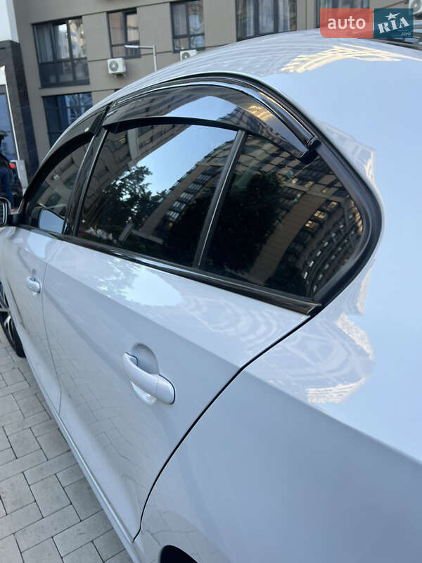 Седан Volkswagen Jetta 2016 в Ірпені фото 11 Седан Volkswagen Jetta 2016 в Ірпені