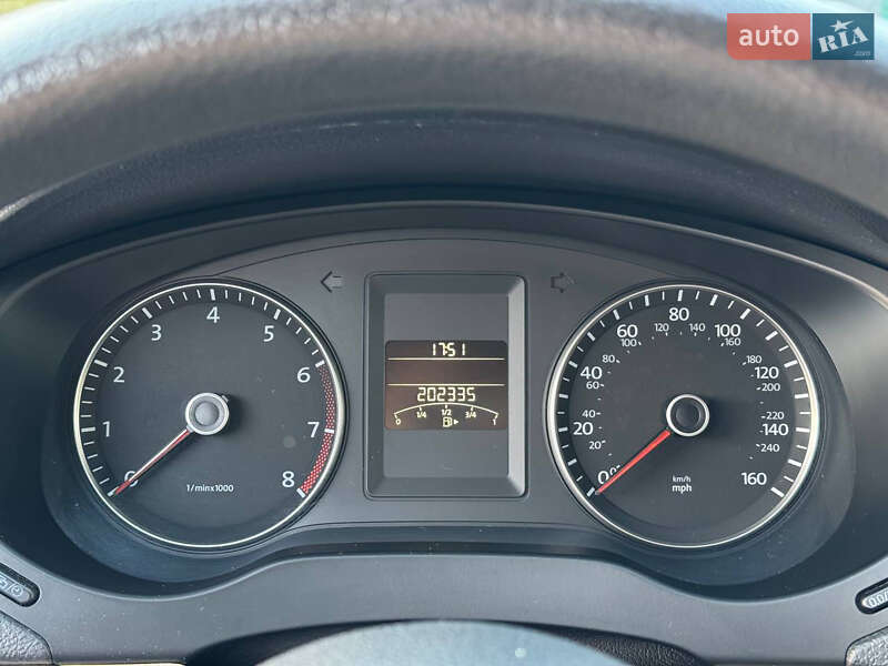 Седан Volkswagen Jetta 2012 в Вінниці