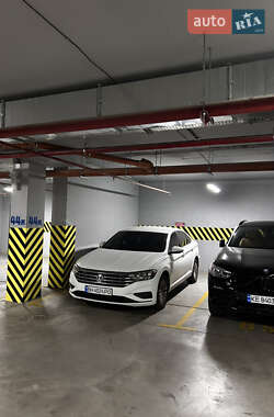 Седан Volkswagen Jetta 2019 в Одессе