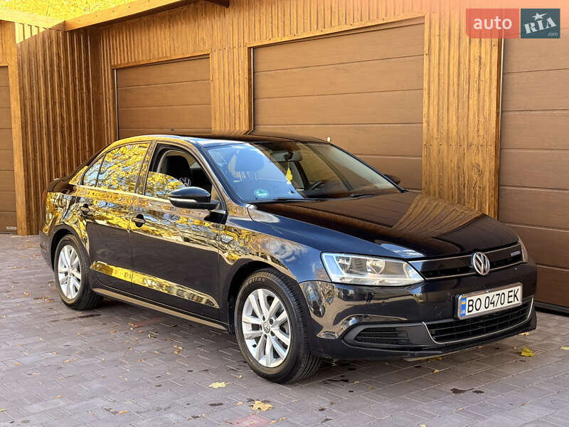 Седан Volkswagen Jetta 2013 в Тернополе фото 11 Седан Volkswagen Jetta 2013 в Тернополе