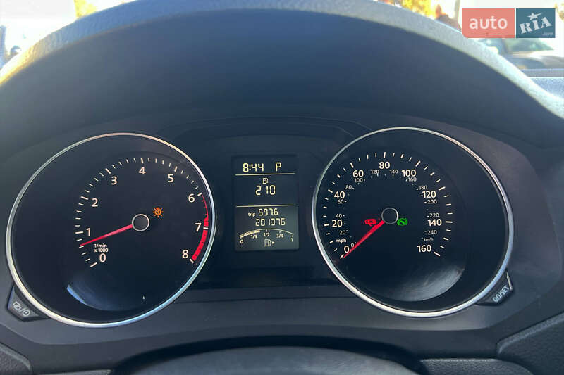 Седан Volkswagen Jetta 2015 в Івано-Франківську фото 24 Седан Volkswagen Jetta 2015 в Івано-Франківську