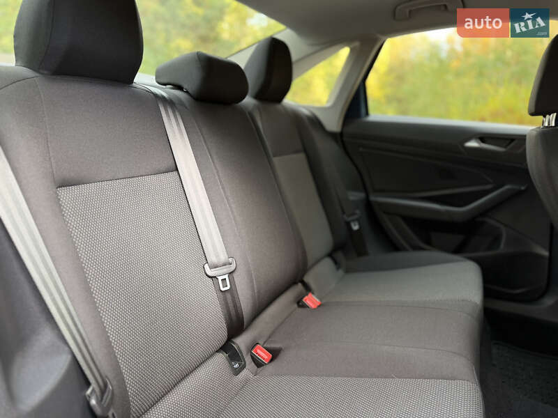 Седан Volkswagen Jetta 2019 в Ковеле фото 55 Седан Volkswagen Jetta 2019 в Ковеле