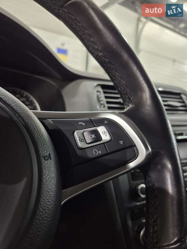 Седан Volkswagen Jetta 2013 в Киеве фото 15 Седан Volkswagen Jetta 2013 в Киеве