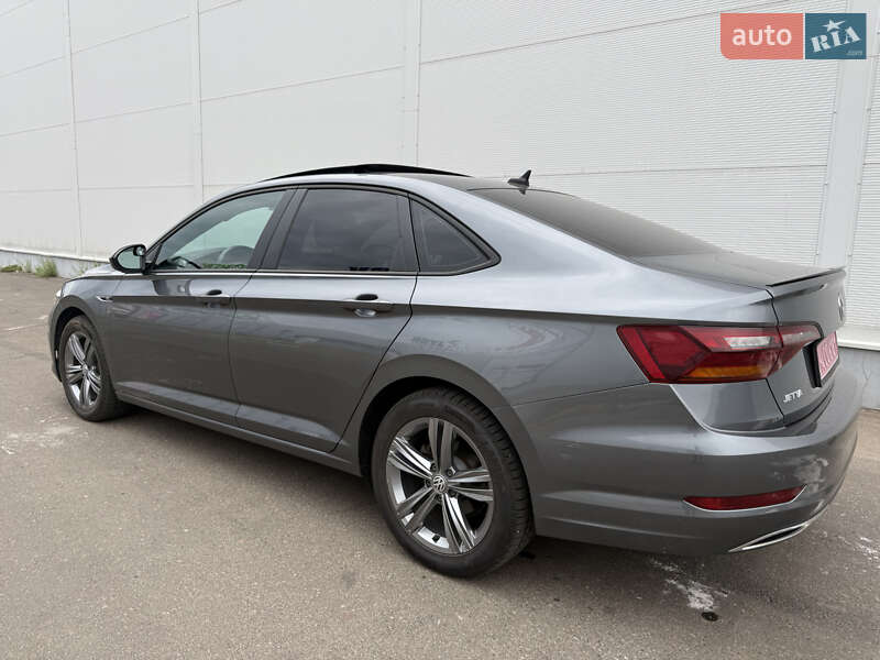 Седан Volkswagen Jetta 2019 в Одессе